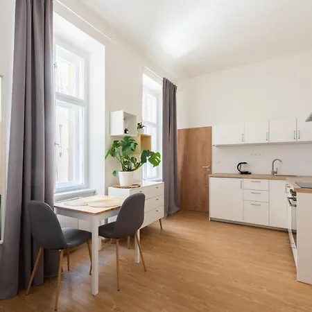 Tesnov Residence Apartments Near The Center - Easy Self Check In-3