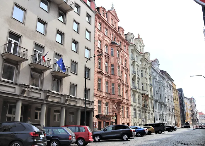 Flowers Apartments Praga